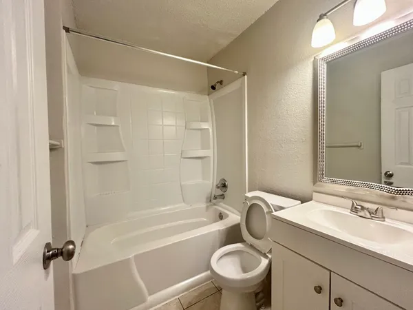$1,050 | 2300 Cedrick Cove, Unit A, Austin, TX 78748