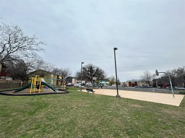 $1,050 | 2300 Cedrick Cove, Unit A, Austin, TX 78748