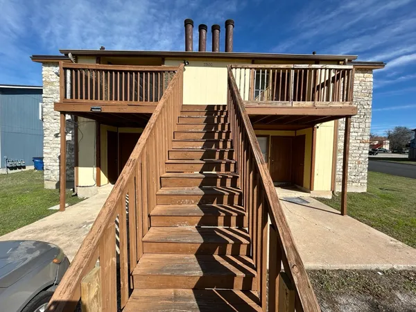 $1,050 | 2300 Cedrick Cove, Unit A, Austin, TX 78748