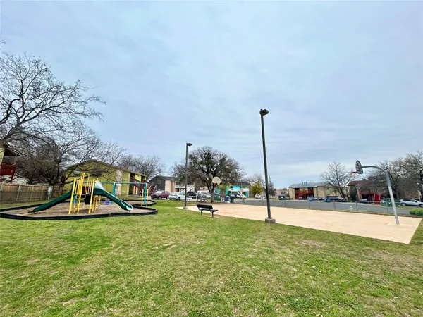 $1,050 | 2300 Cedrick Cove, Unit A, Austin, TX 78748