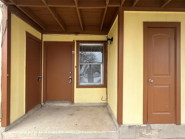 $1,050 | 2300 Cedrick Cove, Unit A, Austin, TX 78748