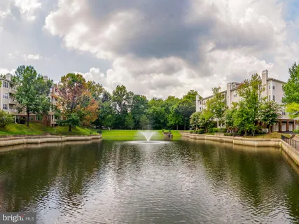 $419,000 | 4330 L Cannon Ridge Court, Unit 31, Fairfax, VA 22033