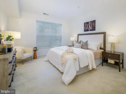 $419,000 | 4330 L Cannon Ridge Court, Unit 31, Fairfax, VA 22033