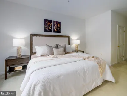 $419,000 | 4330 L Cannon Ridge Court, Unit 31, Fairfax, VA 22033