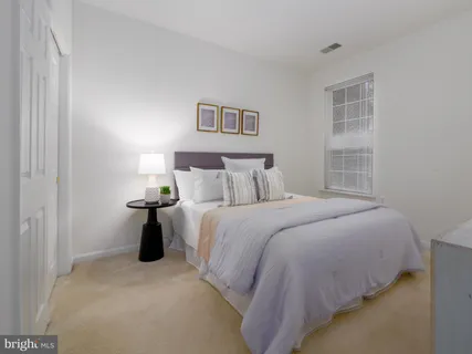 $419,000 | 4330 L Cannon Ridge Court, Unit 31, Fairfax, VA 22033