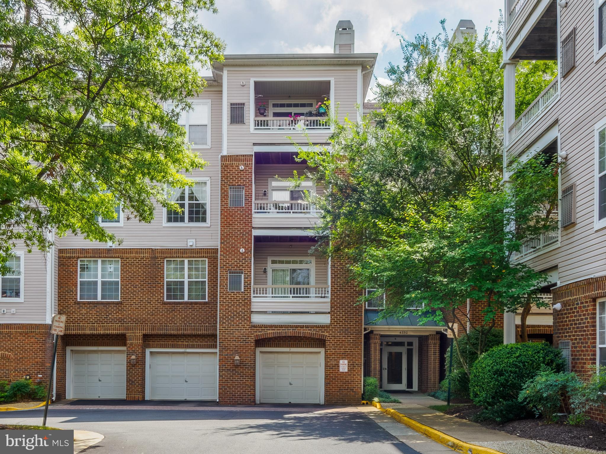 4330 L Cannon Ridge Court, Unit 31 Fairfax, VA 22033 - Photo 21 of 28 Charming condo