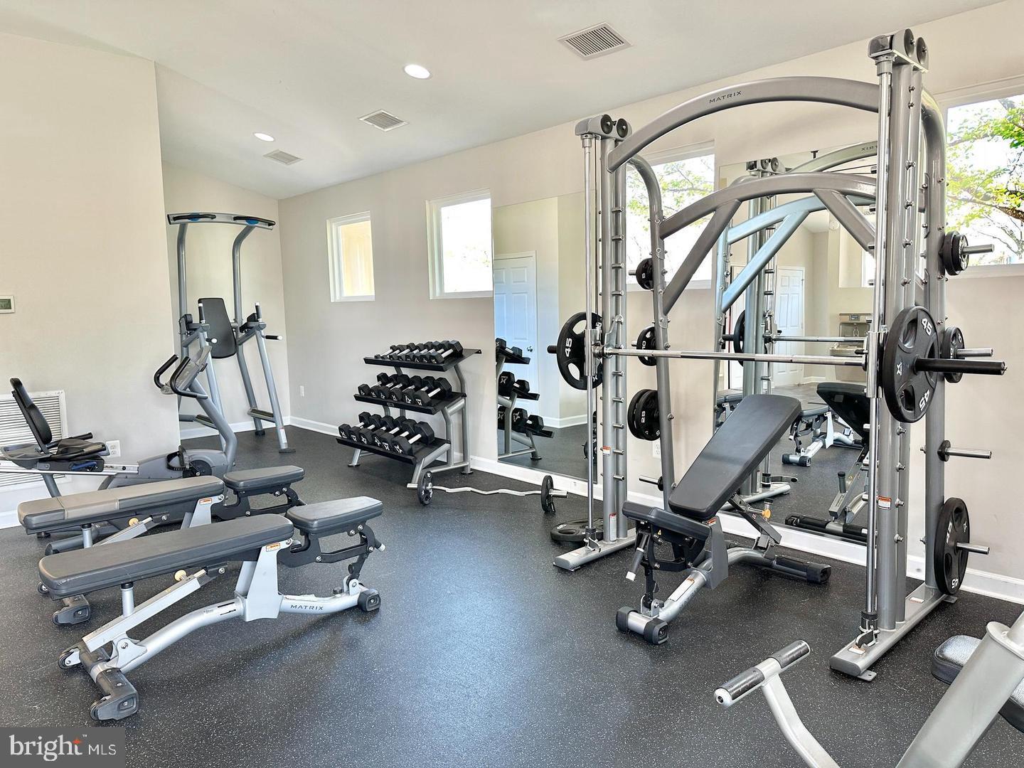 4330 L Cannon Ridge Court, Unit 31 Fairfax, VA 22033 - Photo 27 of 28 Community center gym