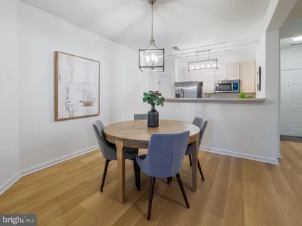 $419,000 | 4330 L Cannon Ridge Court, Unit 31, Fairfax, VA 22033