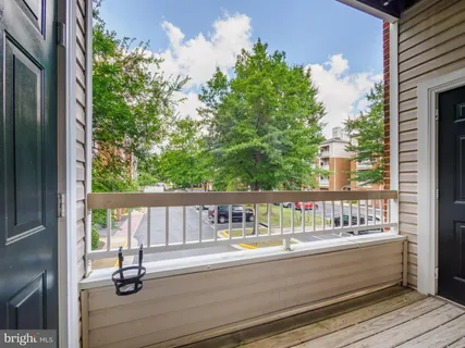 $419,000 | 4330 L Cannon Ridge Court, Unit 31, Fairfax, VA 22033