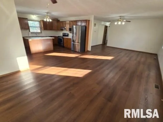 $220,000 | 14013 North Tolle Lane, Mount Vernon, IL 62864