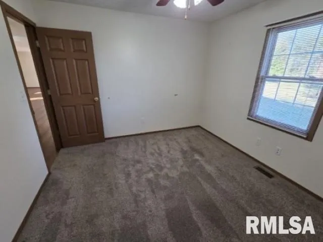 $220,000 | 14013 North Tolle Lane, Mount Vernon, IL 62864