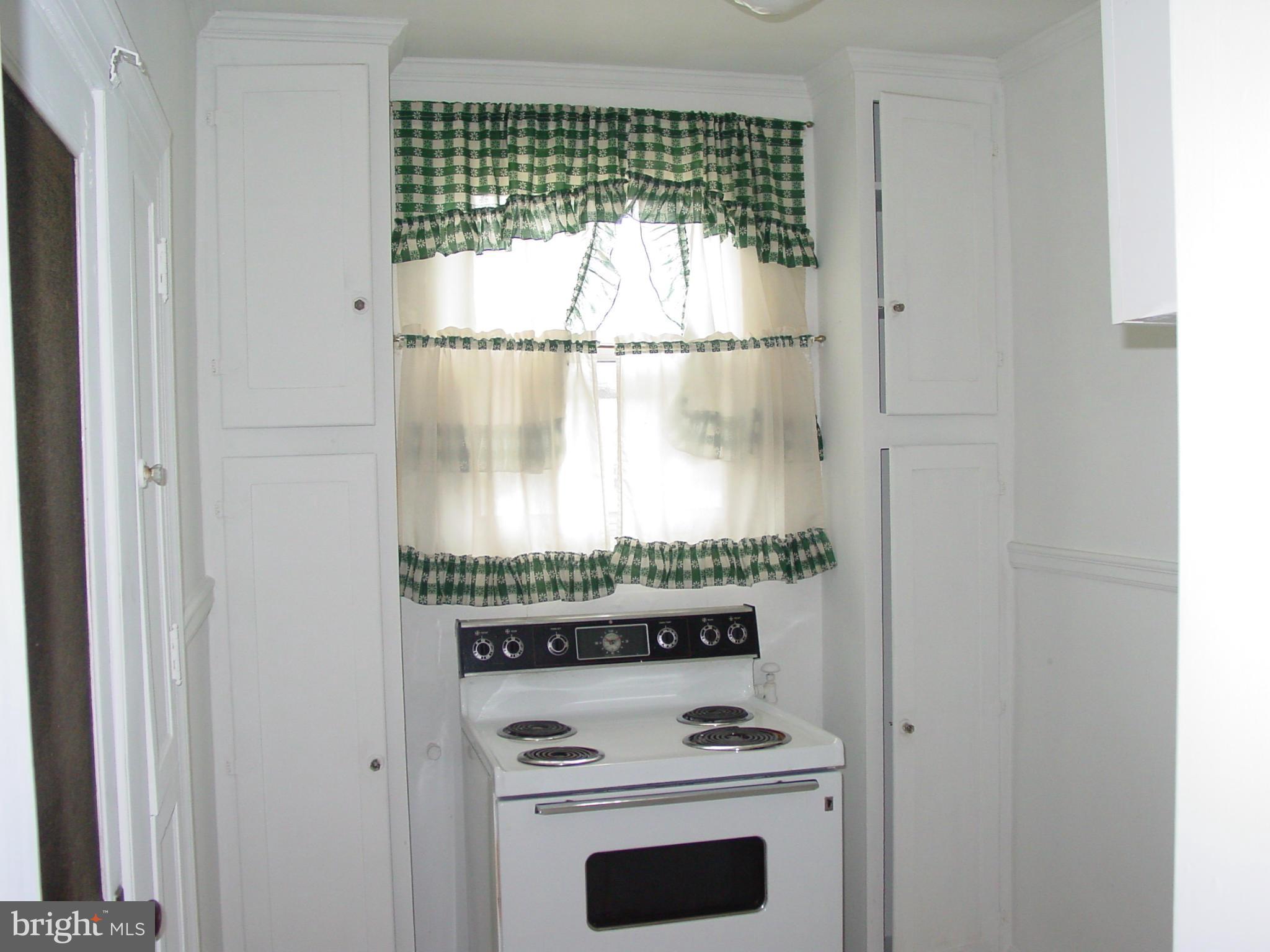 3623 Rexmere Road Baltimore, MD 21218 - Photo 7 of 20 Kitchen