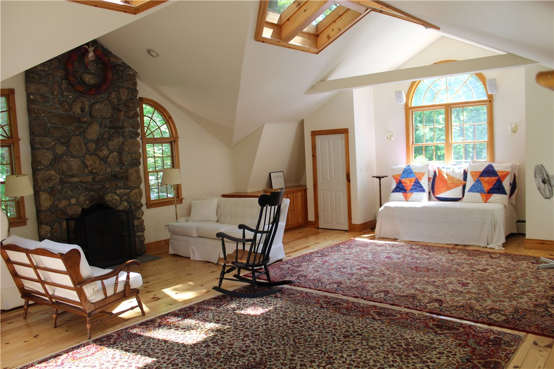 109 Canonchet Road Hopkinton, RI 02873 - Photo 11 of 34 Studio
