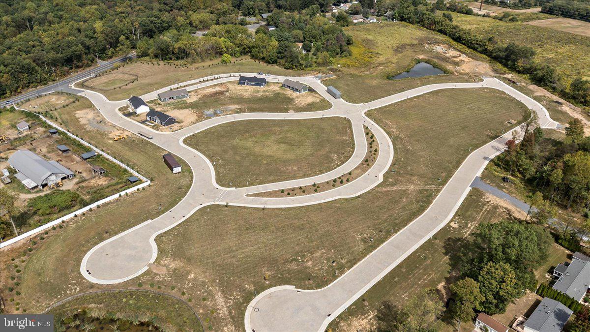 3983 Hastings Road Walnutport, PA 18088 - Photo 45 of 51 an aerial view of a swimming pool