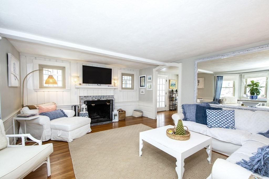 80 Mann Road Scituate, MA 02066 - Photo 4 of 21 Gallery Image 4