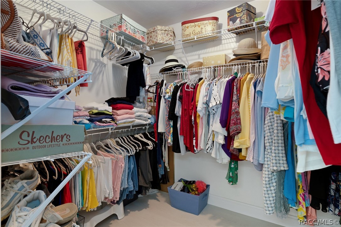 1504 North Foxboro Loop Crystal River, FL 34429 - Photo 23 of 52 Great organizational Primary Closet