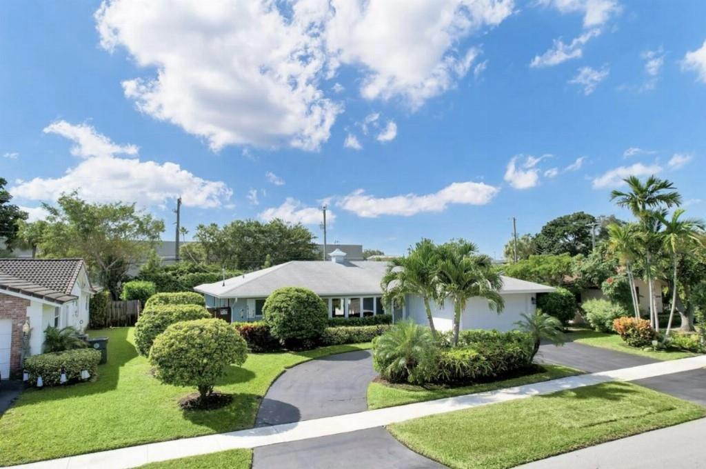 1298 Northwest 4th Street Boca Raton, FL 33486 - Photo 36 of 43 Photo 37