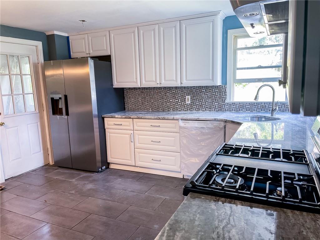 937 Horning Road Pittsburgh, PA 15236 - Photo 7 of 22 Gallery Image 7