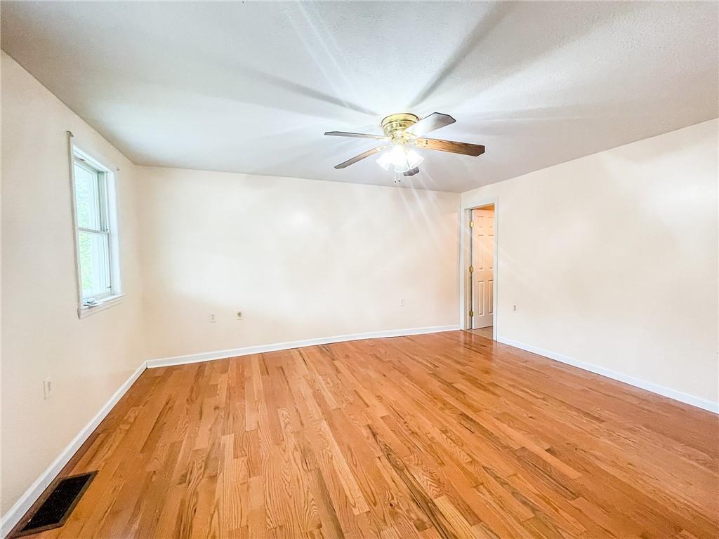 937 Horning Road Pittsburgh, PA 15236 - Photo 9 of 22 Gallery Image 9