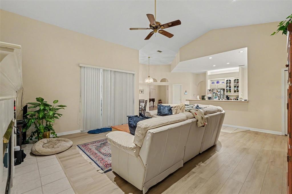 702 Brooker Ridge Court Brandon, FL 33511 - Photo 14 of 26