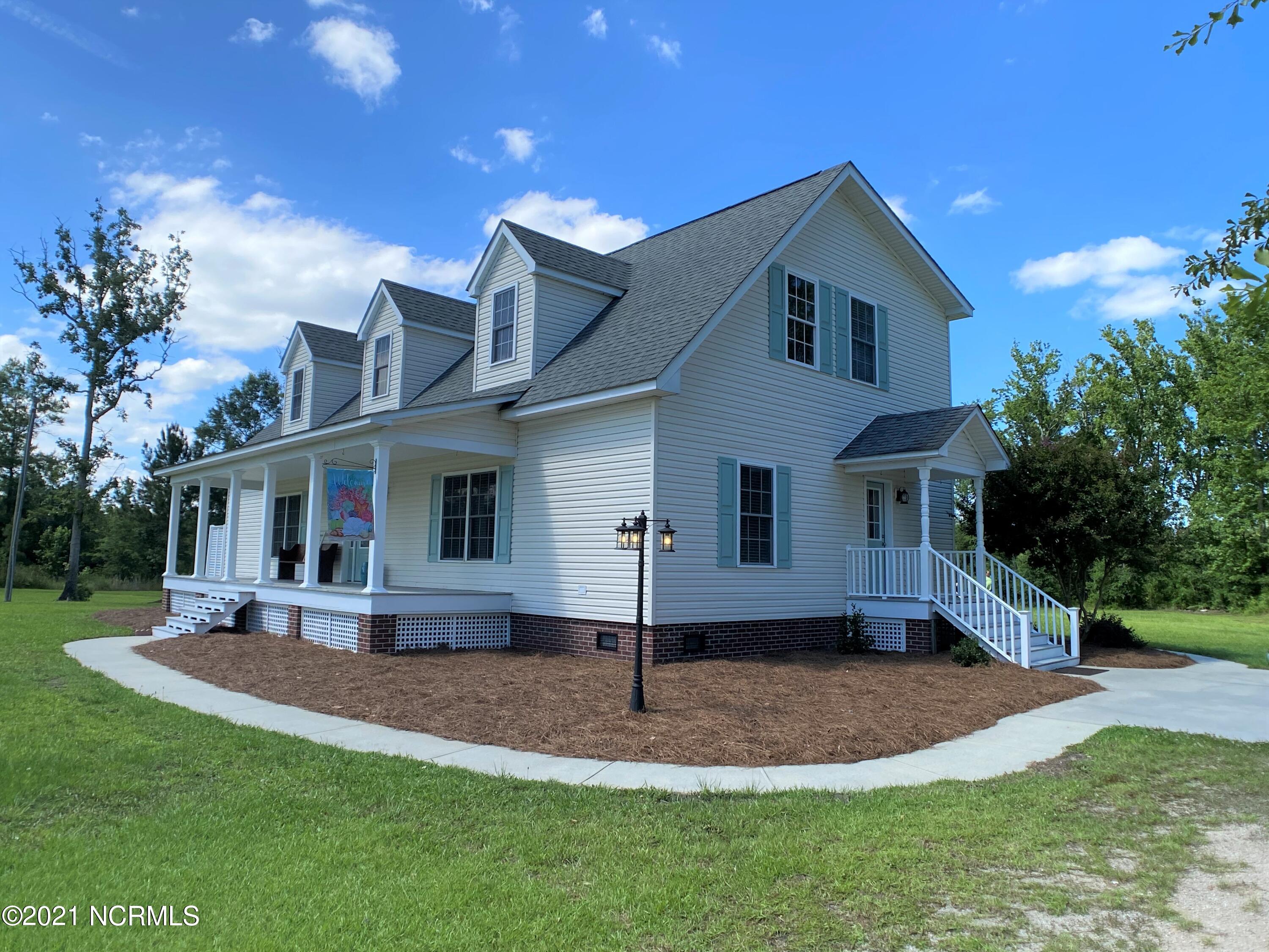 2703 Seed Tick Neck Road Pinetown, NC 27865 - Photo 1 of 27 Main View