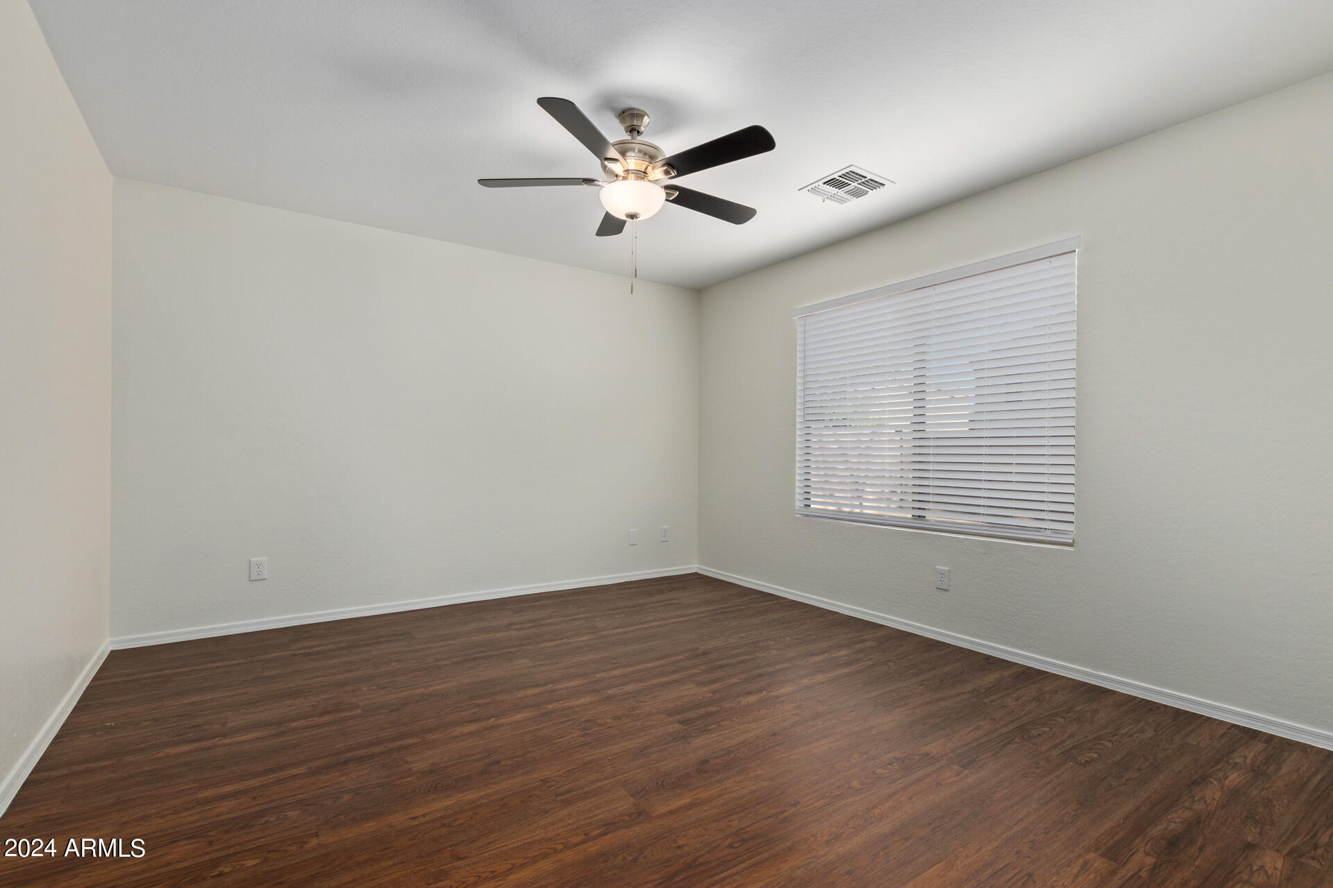 12453 West Redfield Road El Mirage, AZ 85335 - Photo 14 of 35 19-Redfield