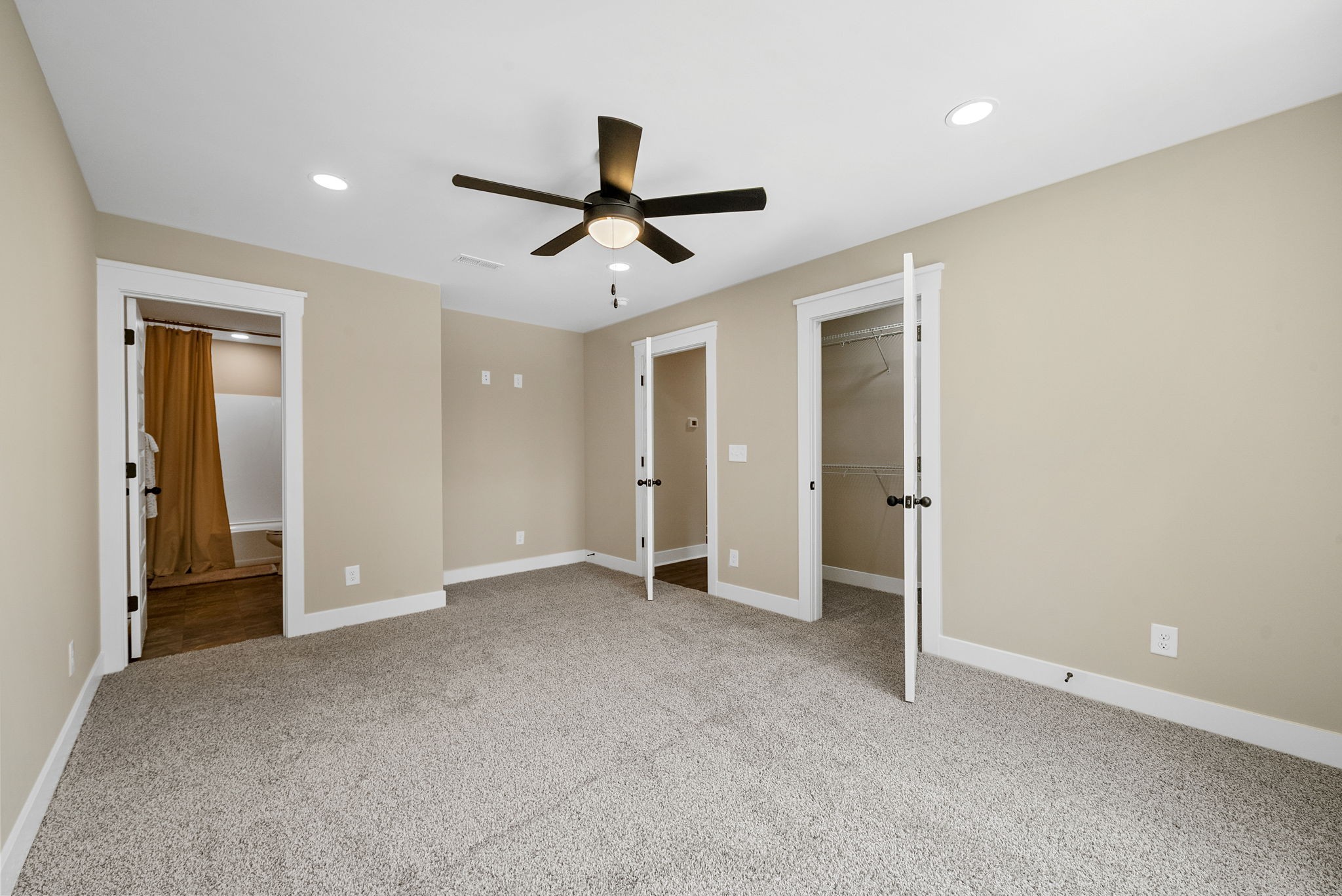 2141 Sanders Road Clarksville, TN 37043 - Photo 17 of 34 Gallery Image 17