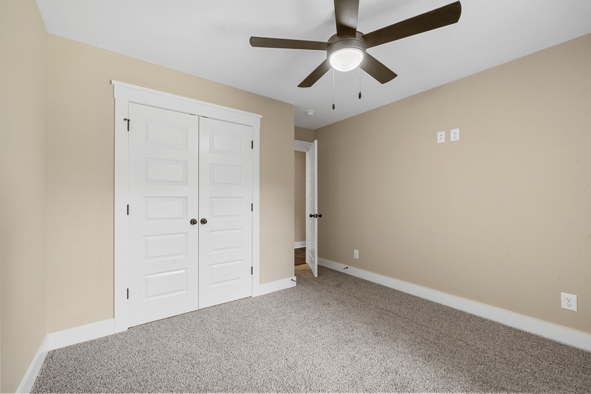 2141 Sanders Road Clarksville, TN 37043 - Photo 20 of 34 Gallery Image 20