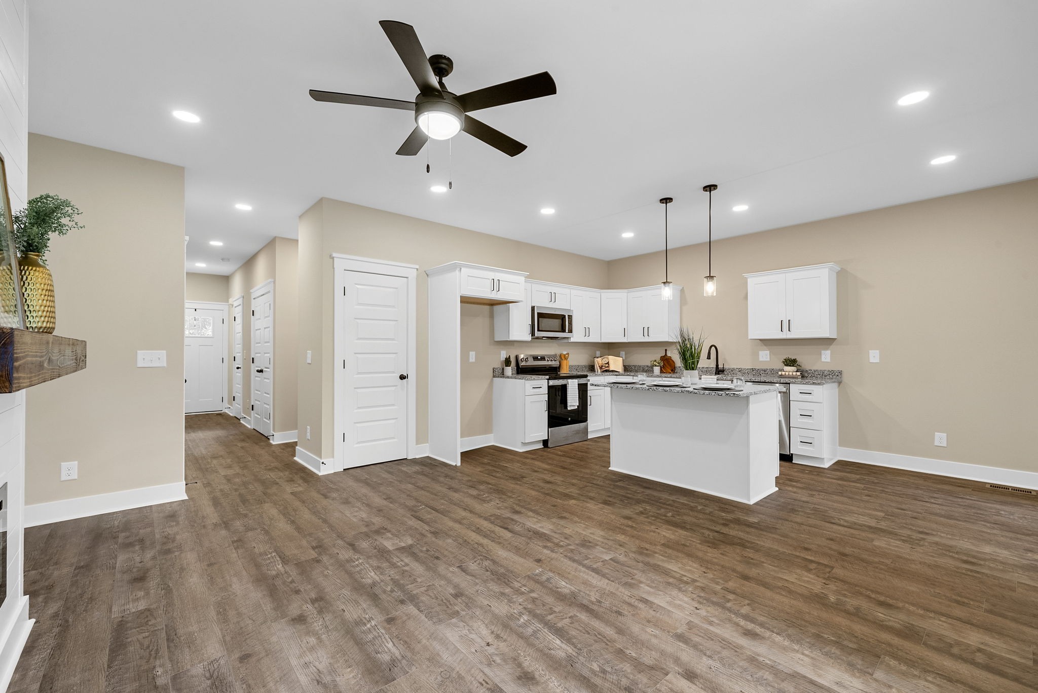 2141 Sanders Road Clarksville, TN 37043 - Photo 8 of 34 Gallery Image 8