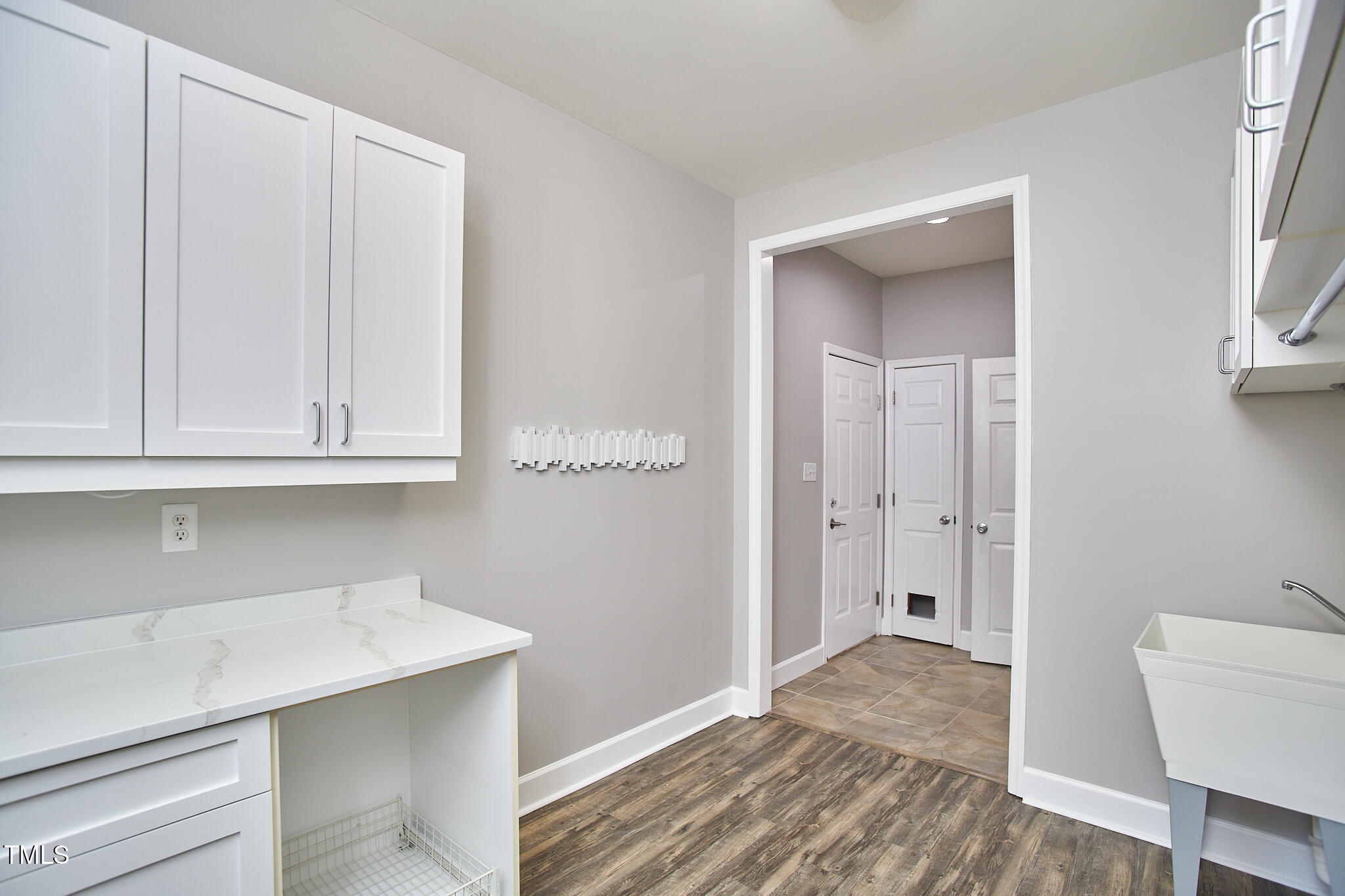 5460 Ingate Way Raleigh, NC 27613 - Photo 29 of 65 054