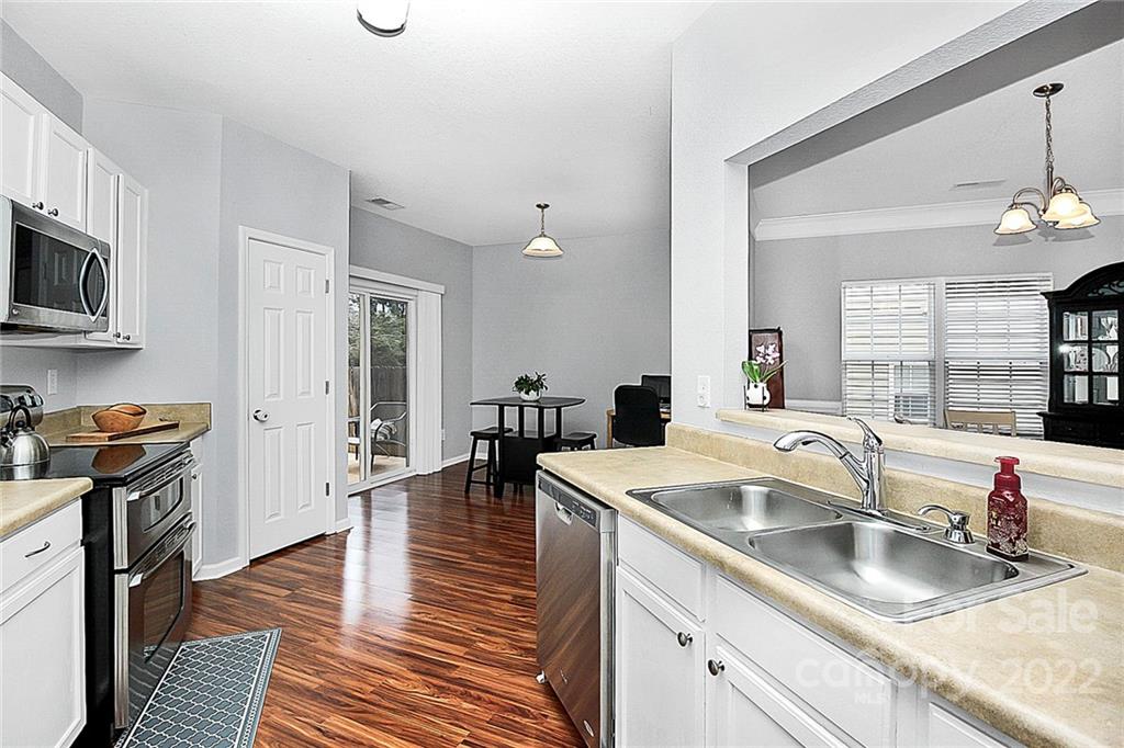 8430 Newfane Road Charlotte, NC 28269 - Photo 13 of 33 Gallery Image 13