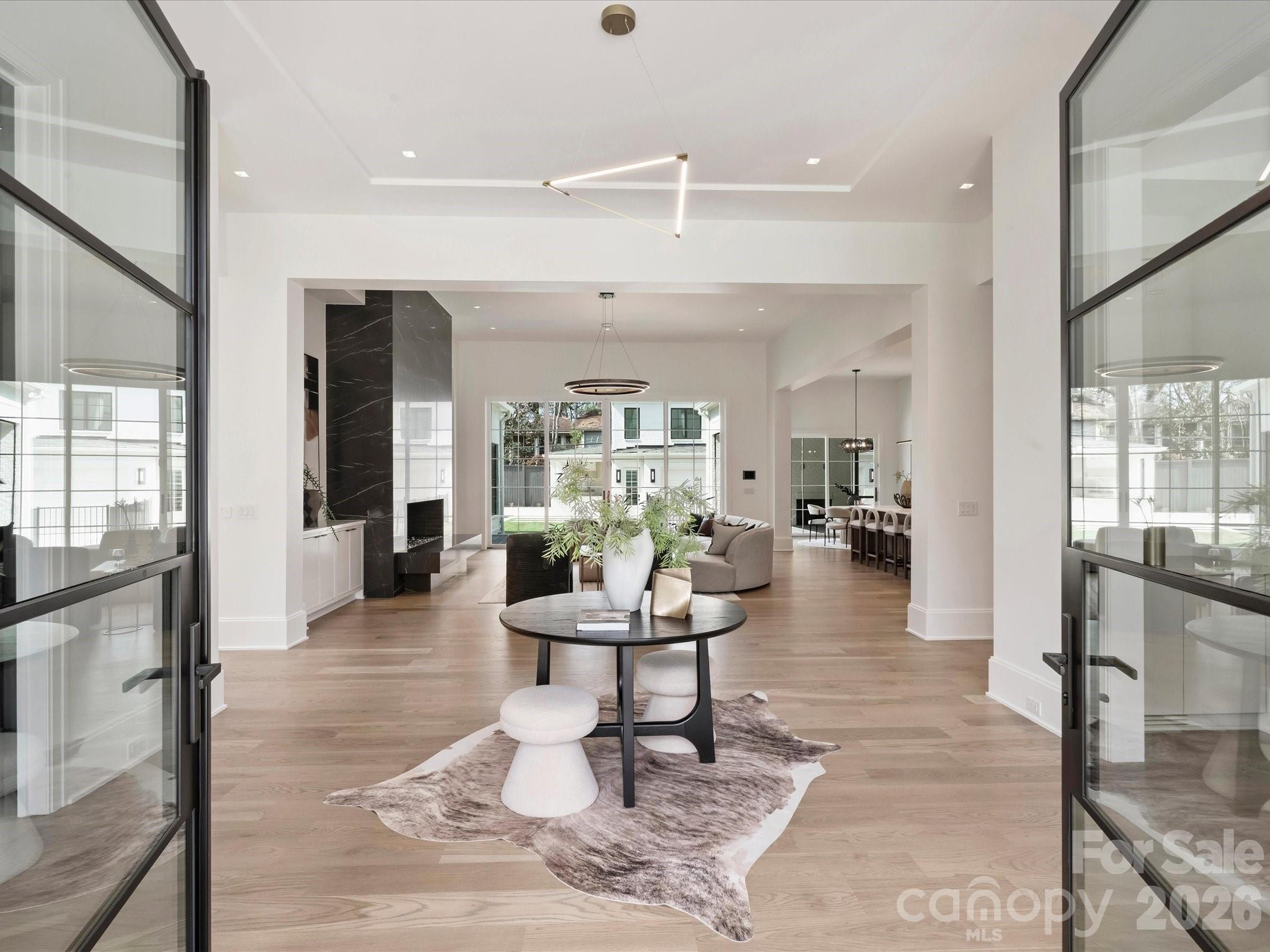 1436 Queens Road West Charlotte, NC 28207 - Photo 7 of 47 a living room with furniture and a table