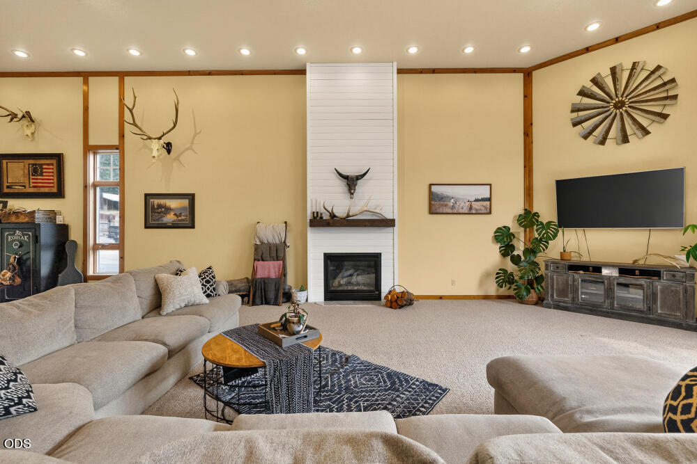 9110 Ben Kerns Road Klamath Falls, OR 97601 - Photo 13 of 74 Gallery Image 13
