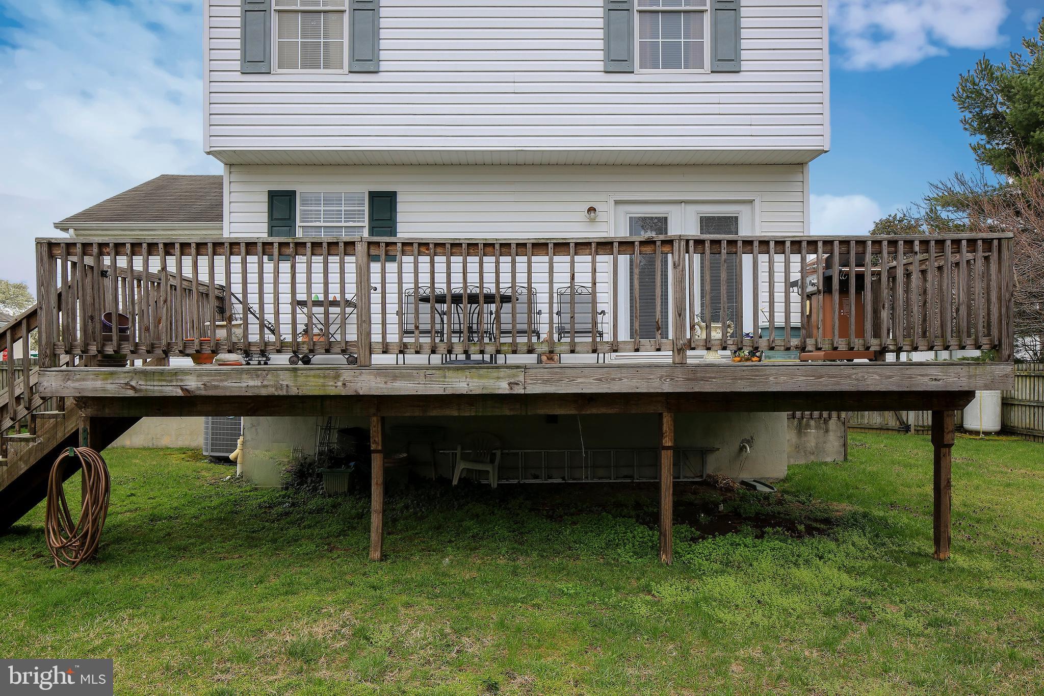 8 Somerset Road Pasadena, MD 21122 - Photo 36 of 36 Expansive deck