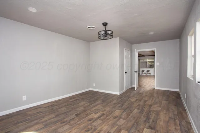 $235,000 | 2701 Comanche Trail, Pampa, TX 79065