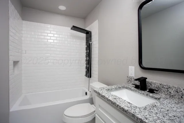 $235,000 | 2701 Comanche Trail, Pampa, TX 79065