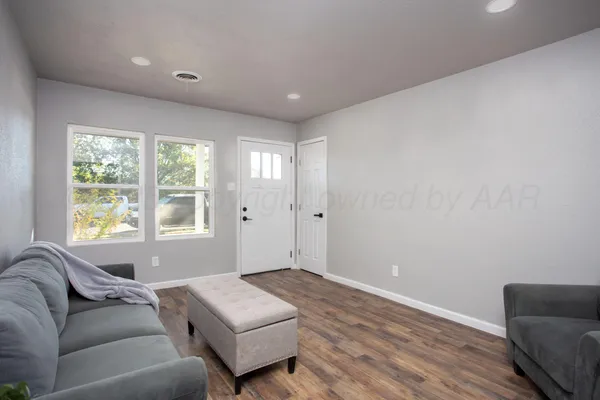 $219,000 | 2701 Comanche Trail, Pampa, TX 79065