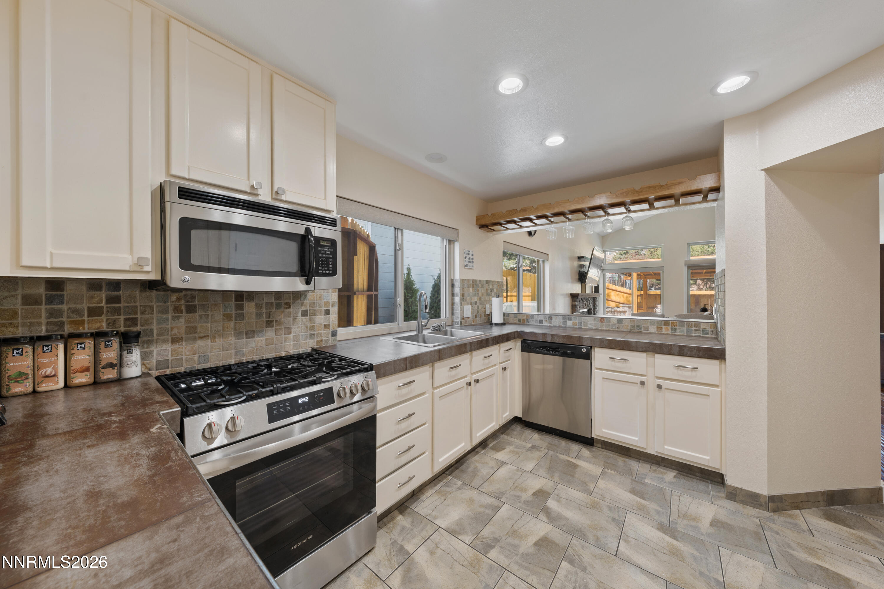 2651 Alpine Creek Road Reno, NV 89519 - Photo 19 of 64 A7V09649