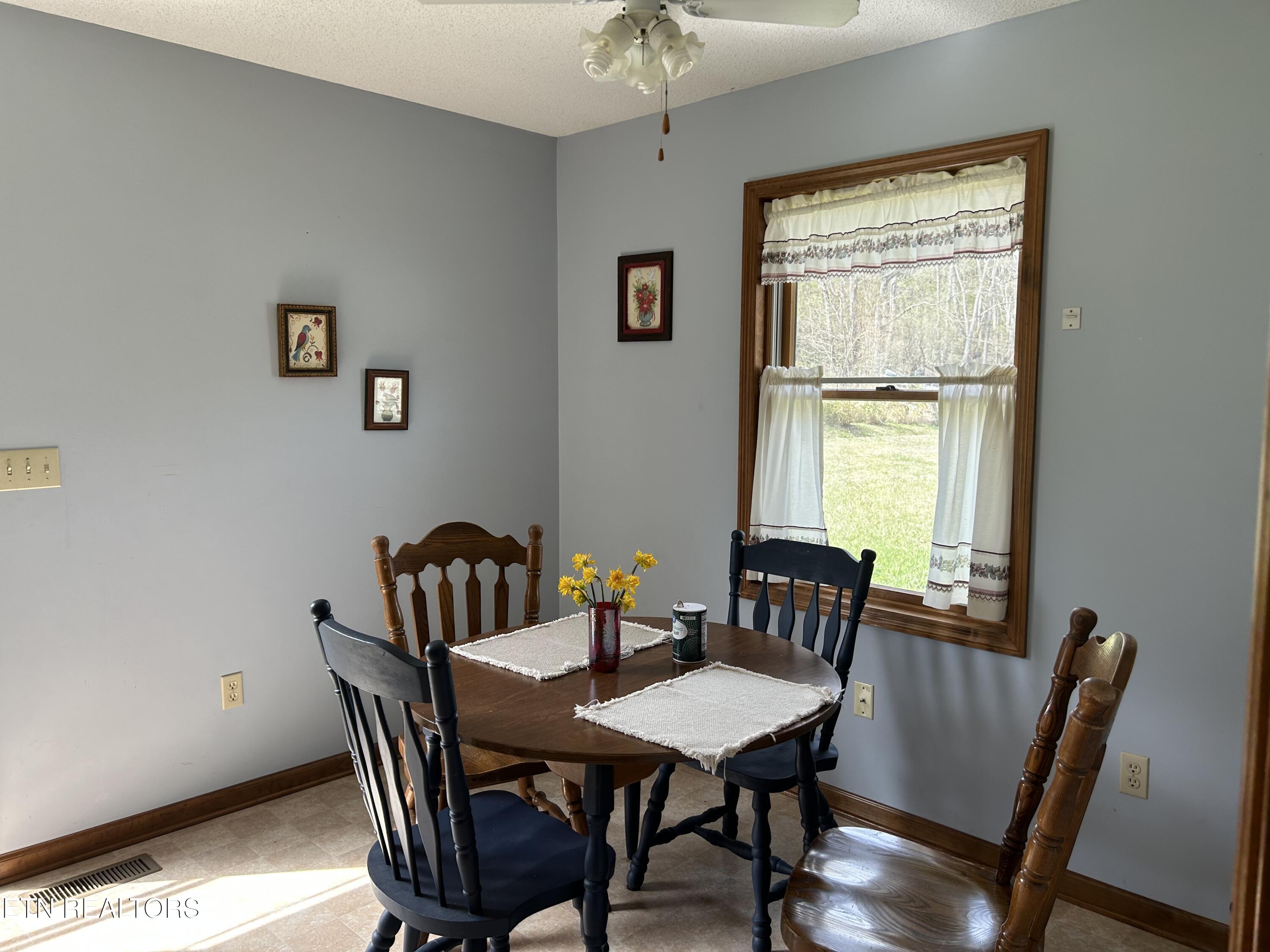 4221 Old Friendship Road Jonesville, VA 24263 - Photo 10 of 17 085B47C1-671E-4D51-9CD5-D2F1B7CF06D3