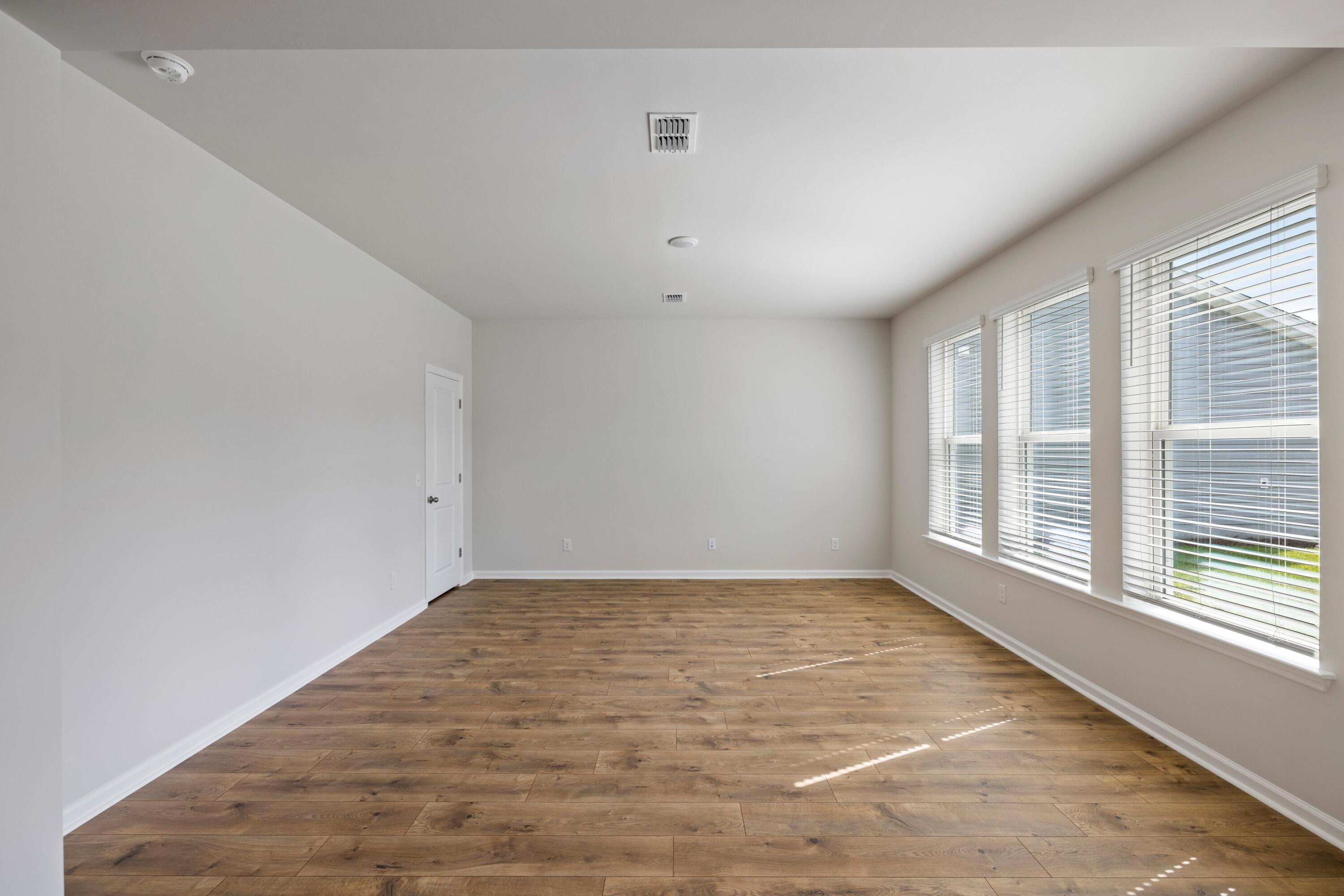 2000 Winding Grv Lane Moncks Corner, SC 29461 - Photo 7 of 28 Cottonwood Great Room