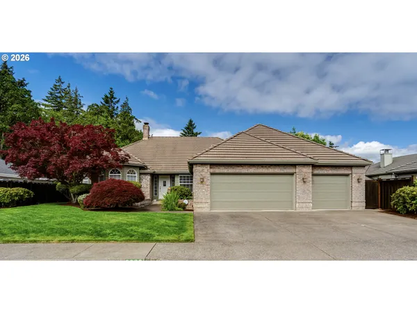 $795,000 | 3030 Metolius Drive, Eugene, OR 97408