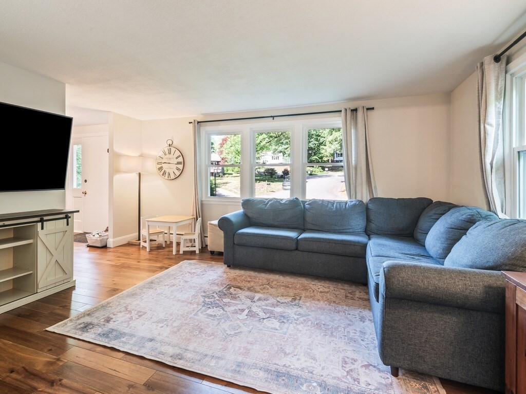6 Berkley Road Milford, MA 01757 - Photo 4 of 41