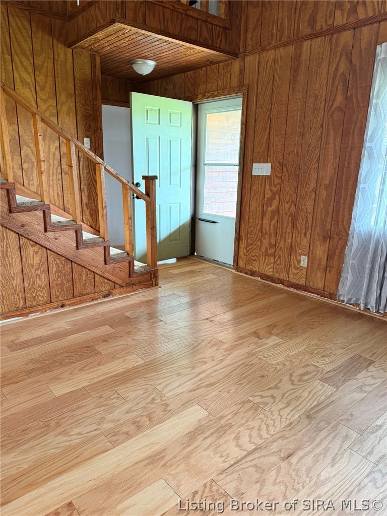 2634 South Comer Road Scottsburg, IN 47170 - Photo 4 of 27