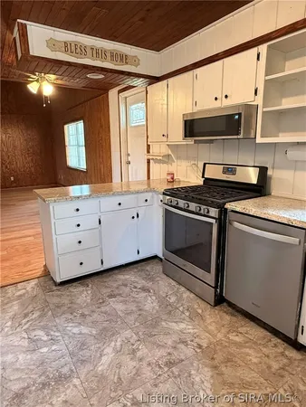 $334,900 | 2634 South Comer Road, Scottsburg, IN 47170