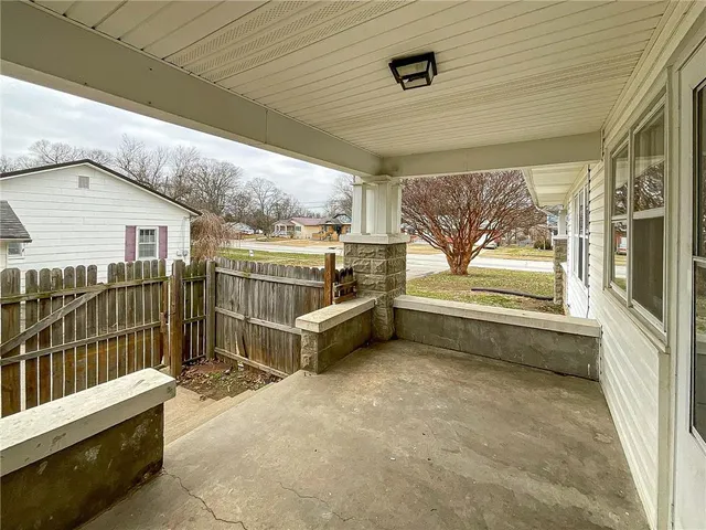 $149,000 | 605 South Main Street, Windsor, MO 65360