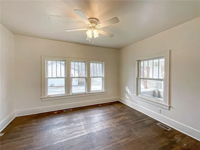 $149,000 | 605 South Main Street, Windsor, MO 65360