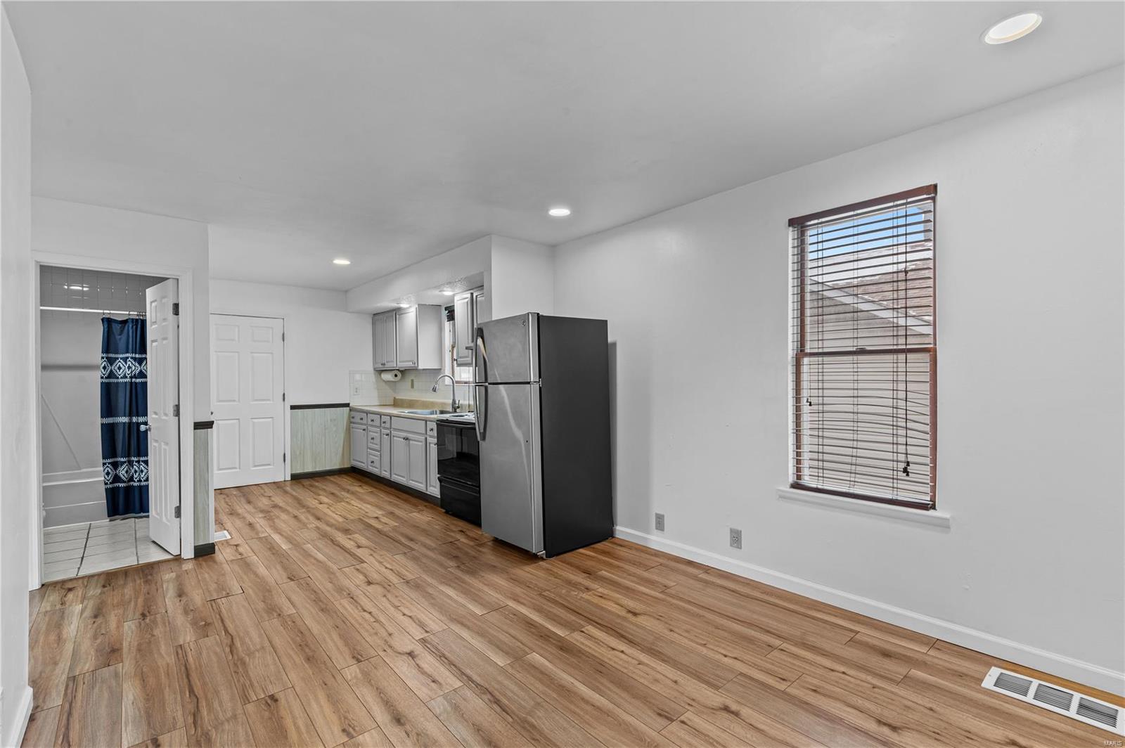 143 East 7th Street Roxana, IL 62084 - Photo 11 of 20