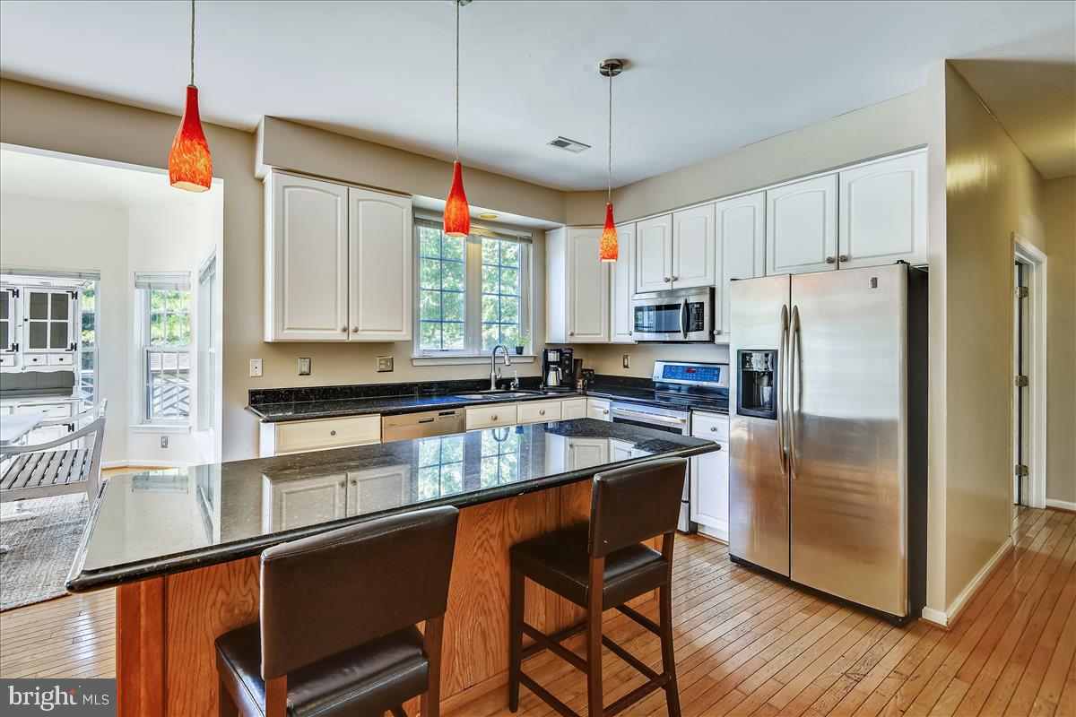 780 Sunny Chapel Road Odenton, MD 21113 - Photo 19 of 57 Fully Appointed Kitchen