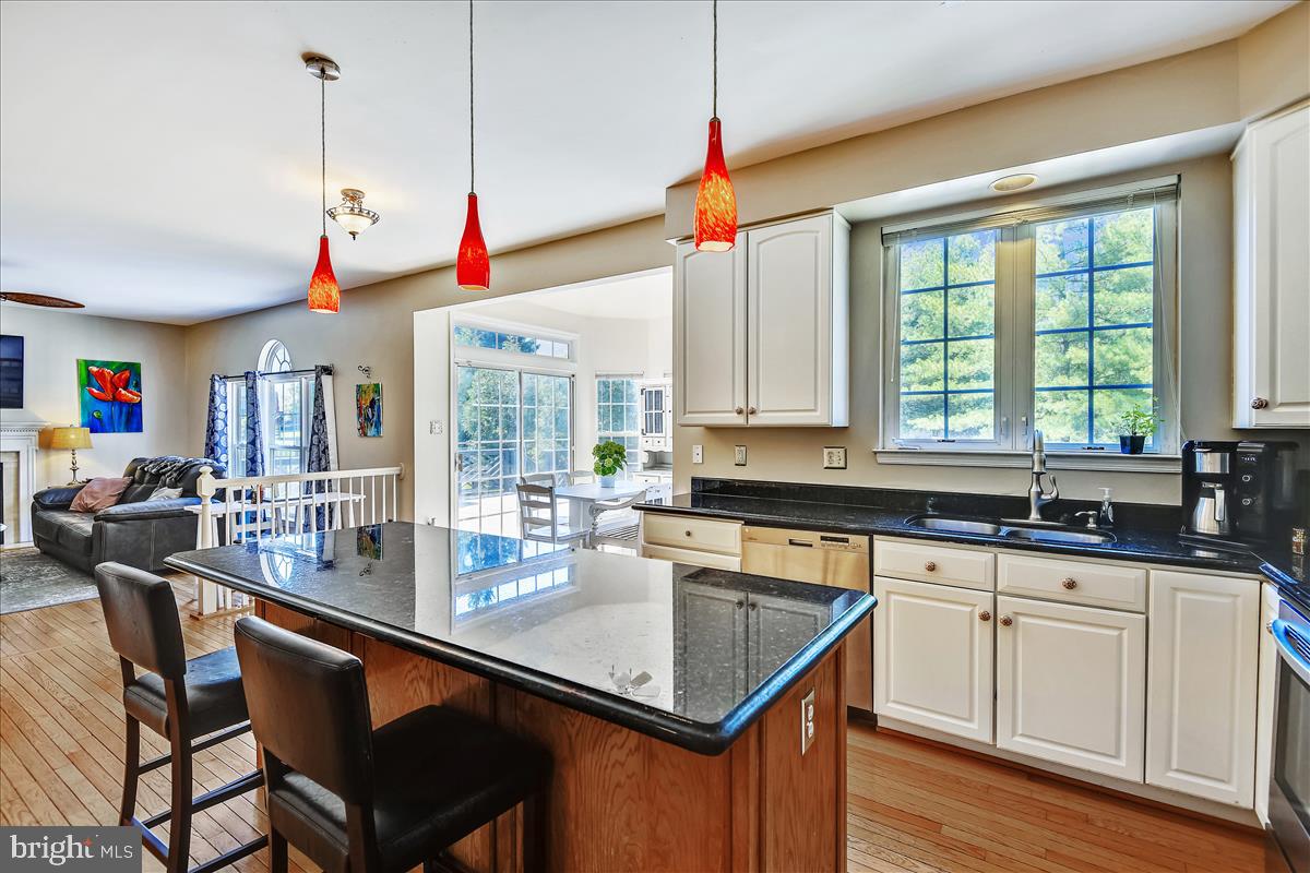 780 Sunny Chapel Road Odenton, MD 21113 - Photo 21 of 57 Full Appointed Kitchen