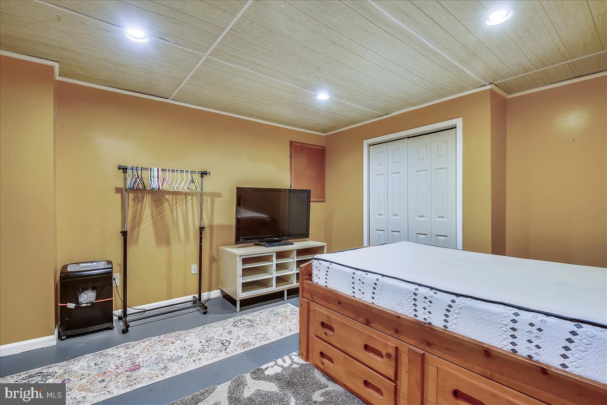 780 Sunny Chapel Road Odenton, MD 21113 - Photo 39 of 57 Bedroom 5/ Media / Exercise Room